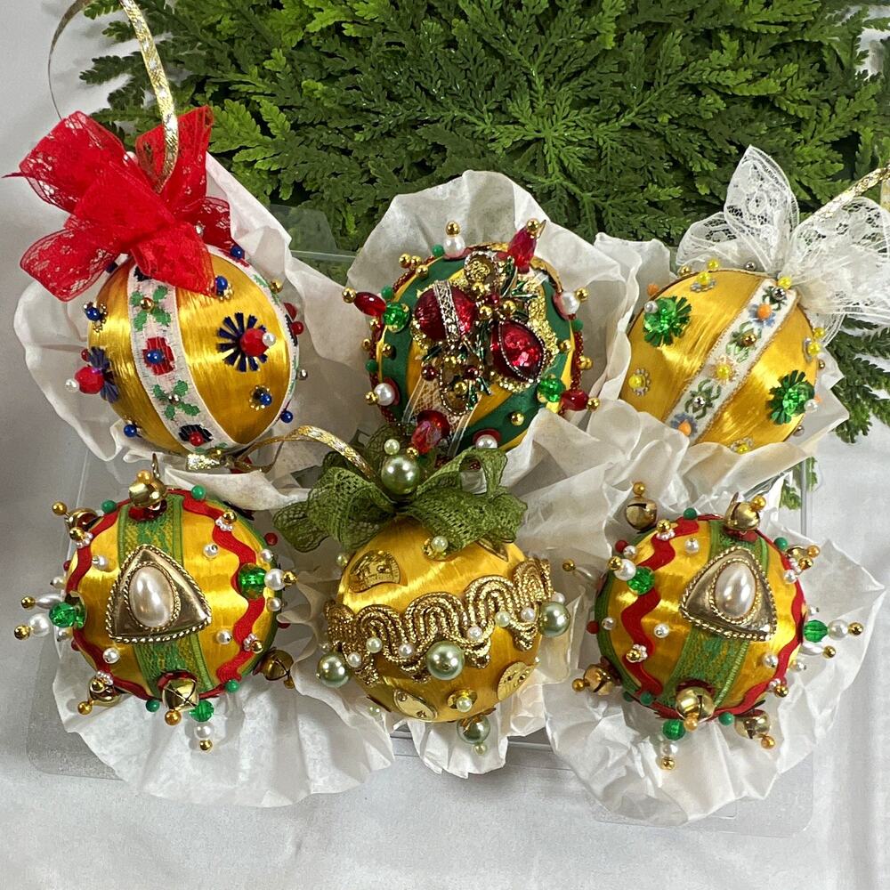 Set/6 Push Pin Sequin Satin Ball Hanging Christmas Ornaments Vintage Mid Century